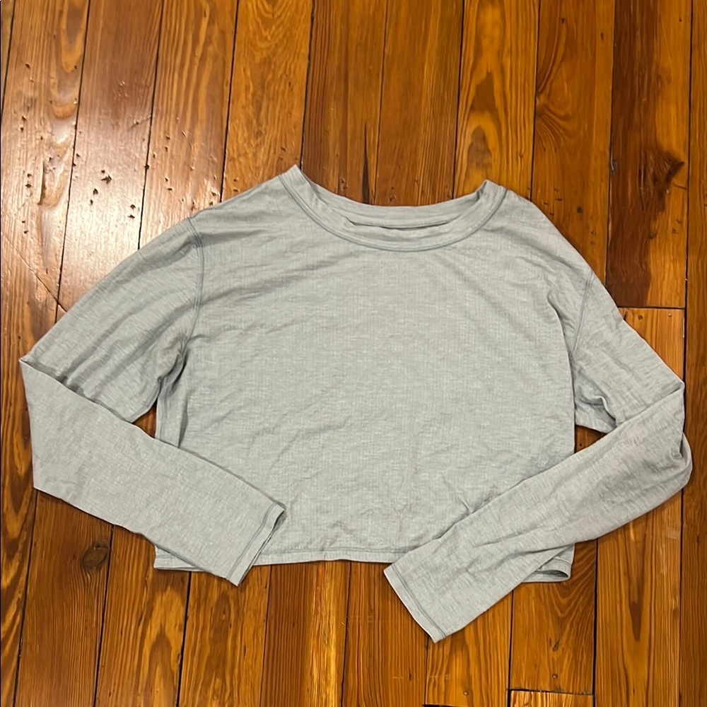 Lululemon light blue long sleeve crop